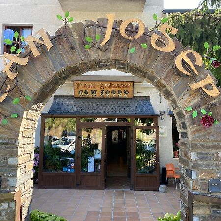 Hostal Can Josep Sort Exterior foto